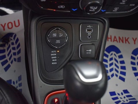 2021 Jeep Compass Trailhawk in Delavan, WI - Kunes Chevrolet Cadillac of Delavan