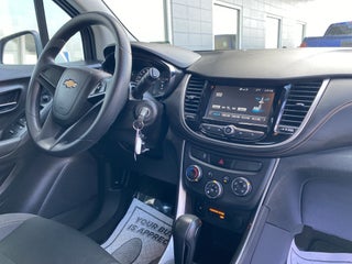 2017 Chevrolet Trax LS in Delavan, WI - Kunes Chevrolet Cadillac of Delavan