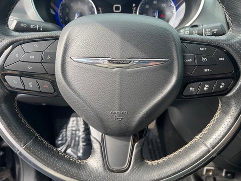 2019 Chrysler Pacifica Limited in Delavan, WI - Kunes Chevrolet Cadillac of Delavan